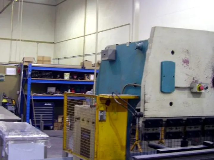 Equipamento de metalomecânica